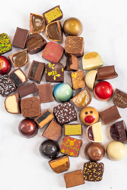 Luxury Christmas Gift Box ~ 12-Piece *Pre-Order*